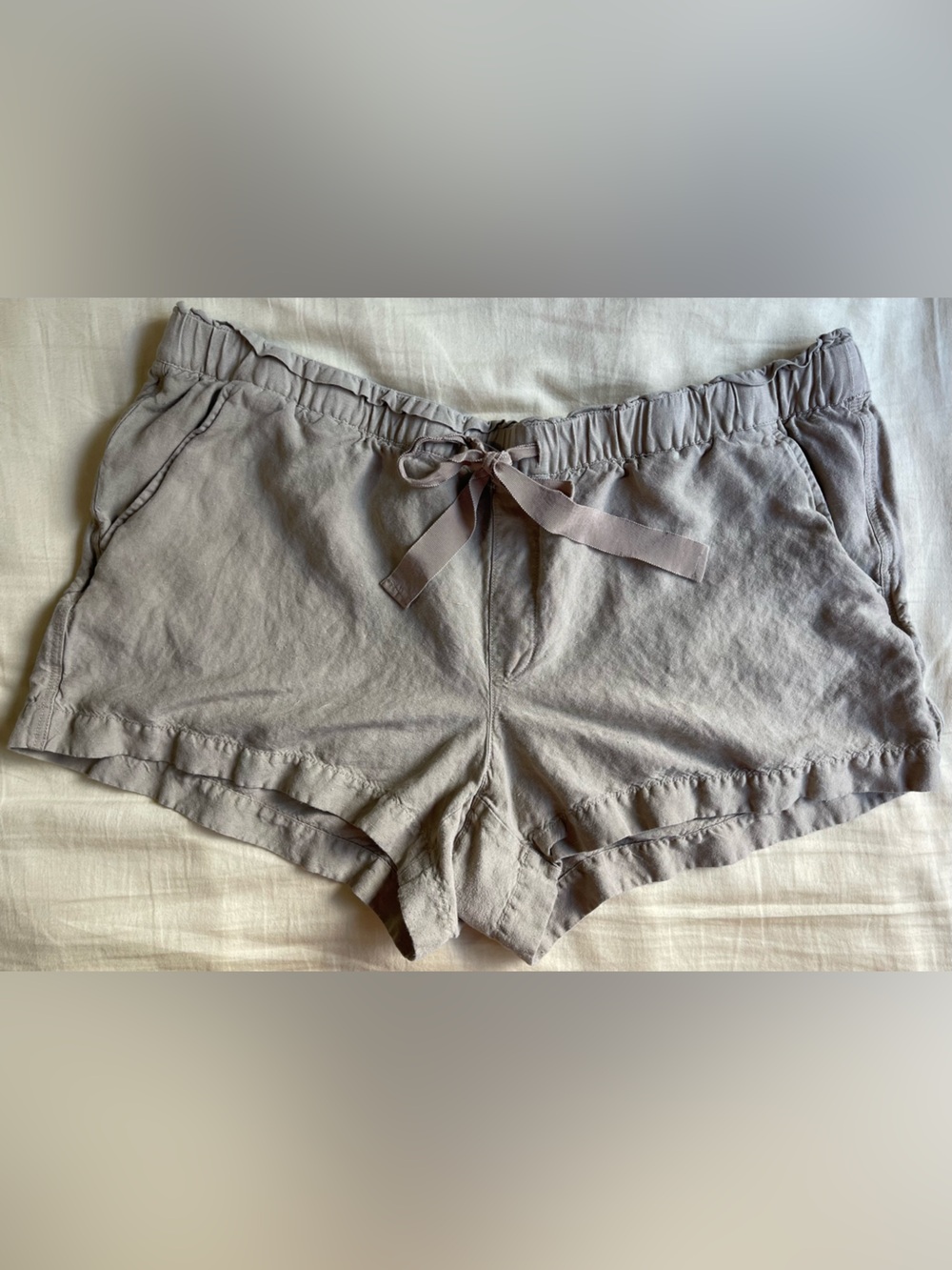 LOFT Linen Elastic Tie-Waist Lightweight Shorts - Tan